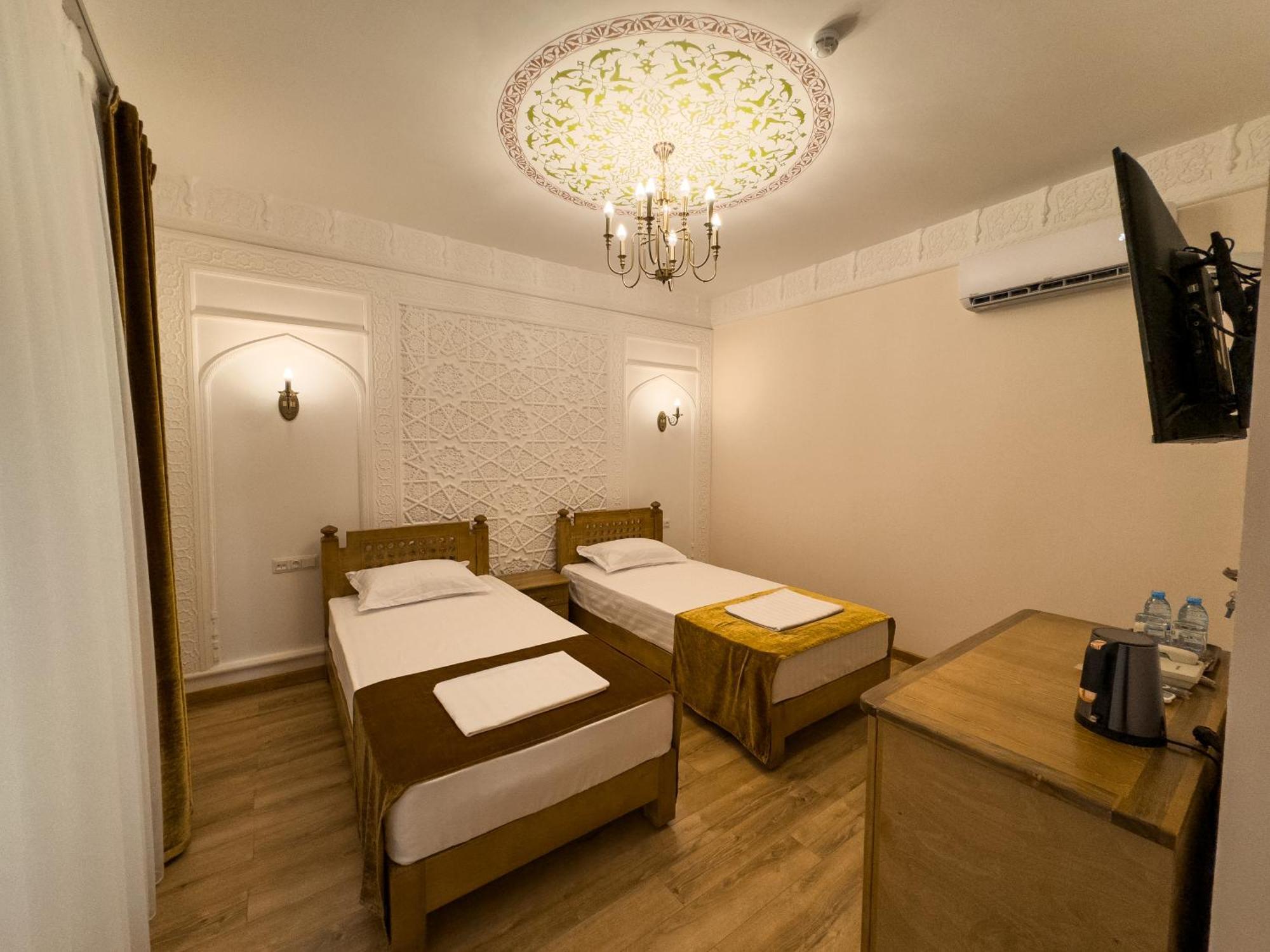 Duston Boutique XIX Century Rooms Bukhara Exterior photo